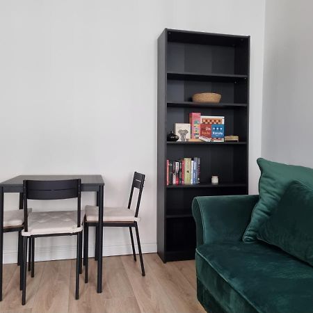 Apartament W Kamienicy Appartement Poznań Buitenkant foto