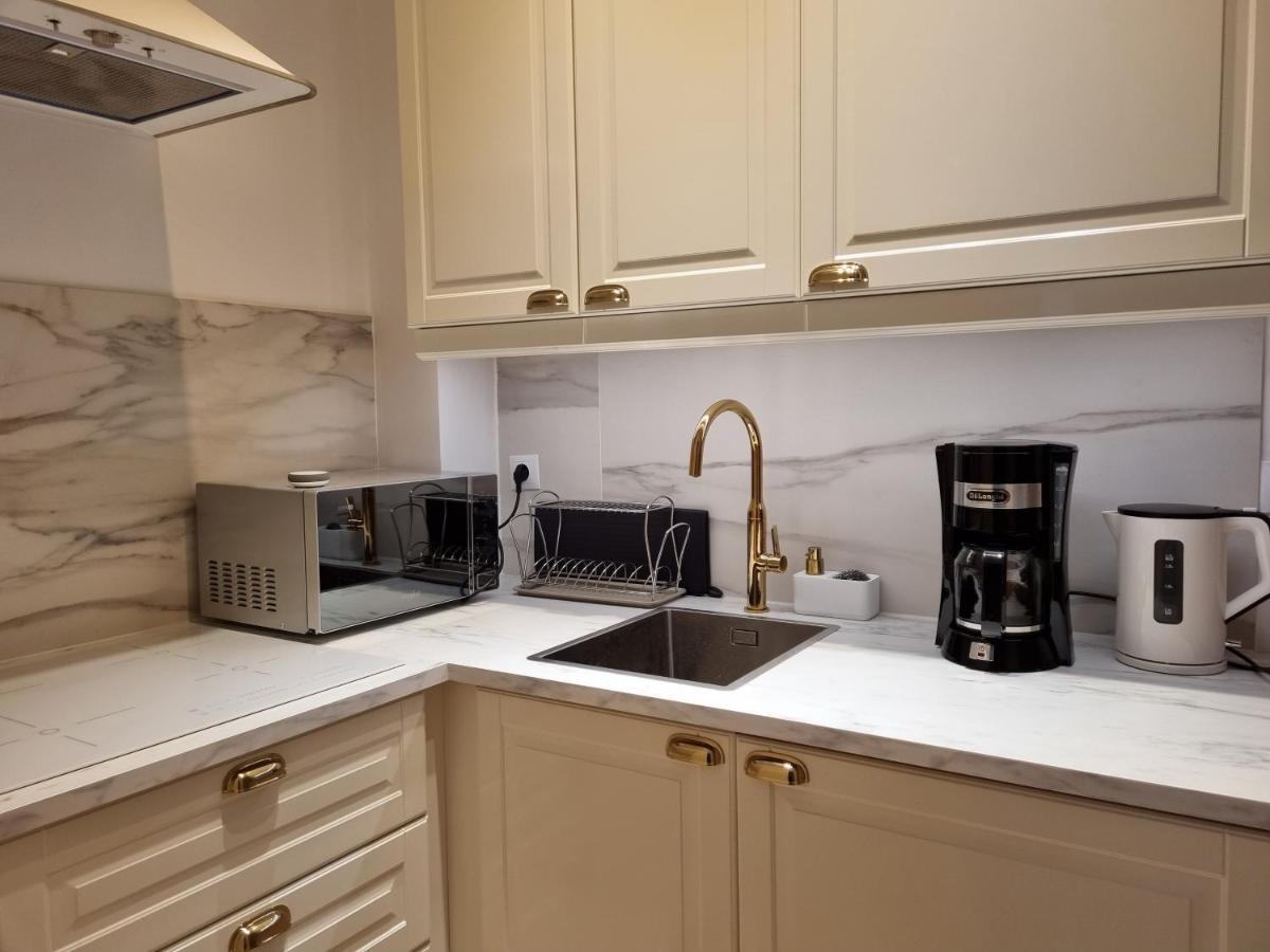 Apartament W Kamienicy Appartement Poznań Buitenkant foto